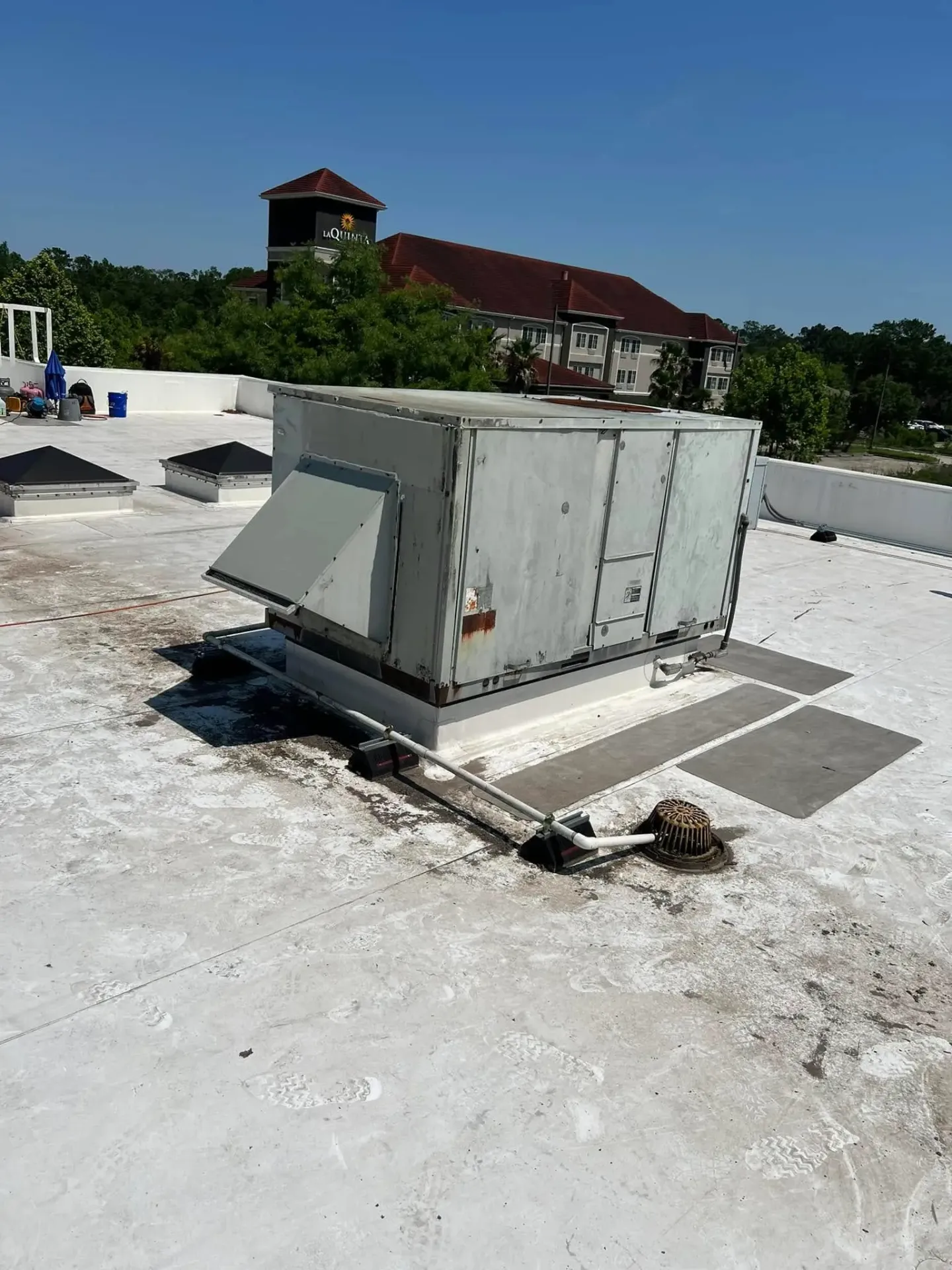 Rooftop package HVAC unit on commercial building